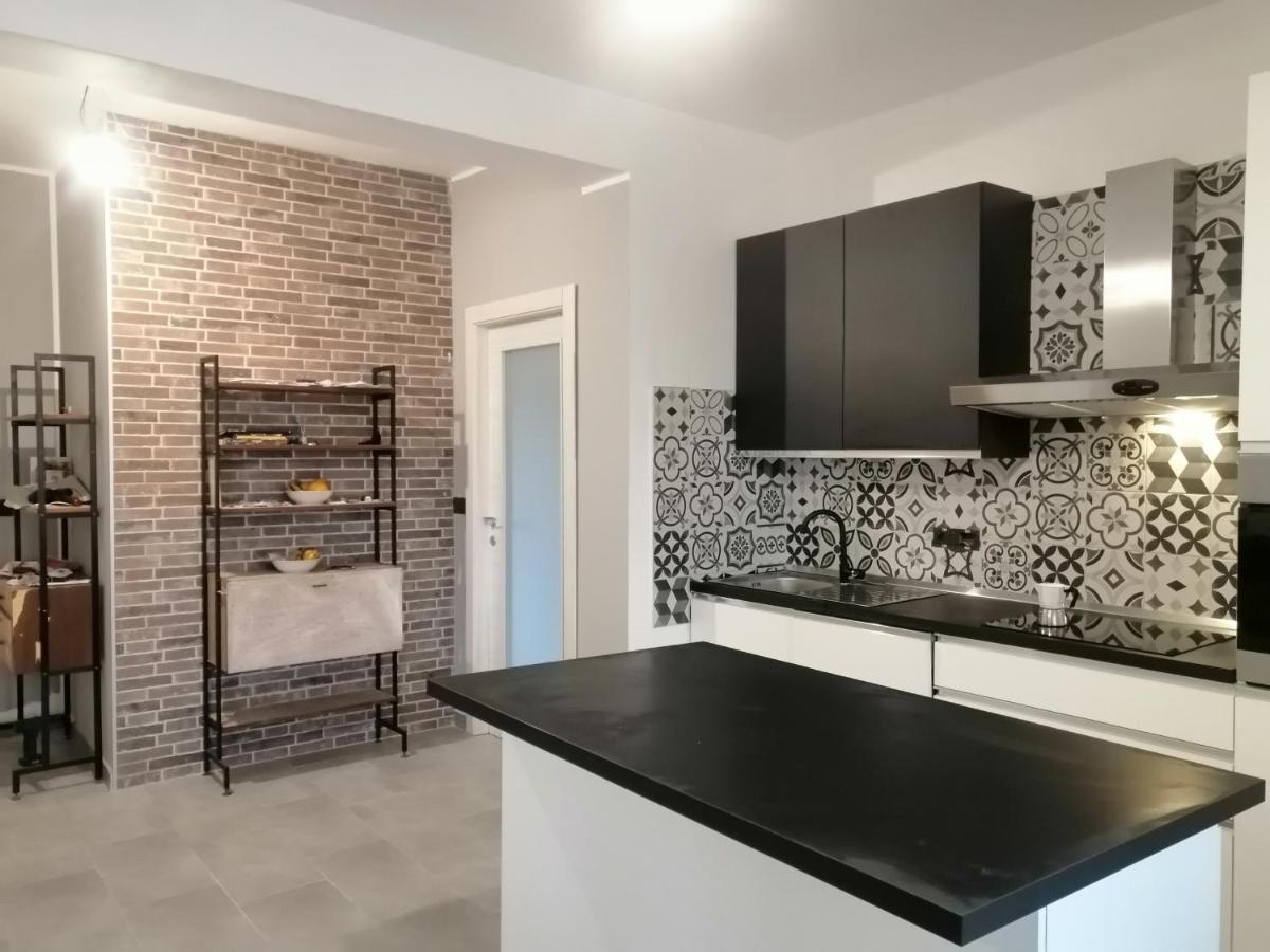 Casa Vacanze Casetta Grande Porto Torres Exterior photo