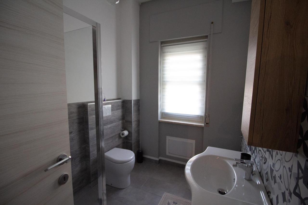 Casa Vacanze Casetta Grande Porto Torres Exterior photo