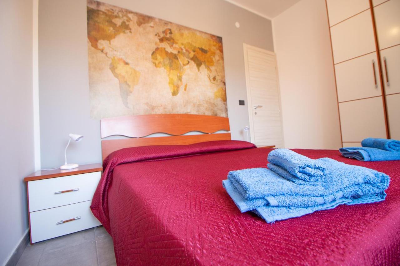 Casa Vacanze Casetta Grande Porto Torres Exterior photo